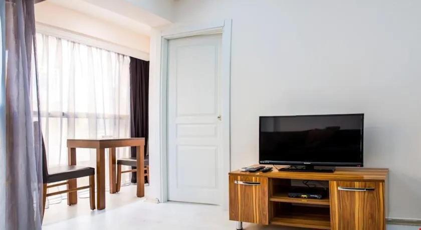 Smyrna Homes & Suits อิซมีร์ ภายนอก รูปภาพ